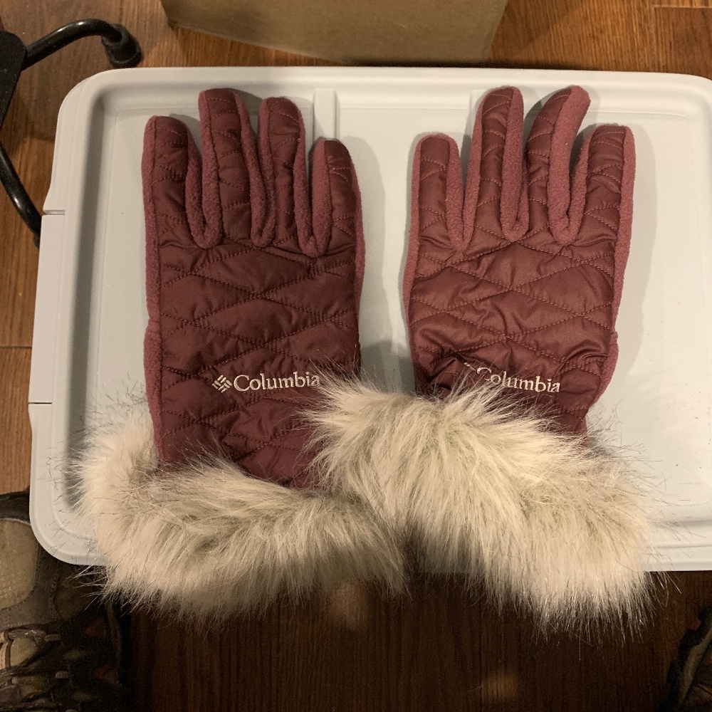 Columbia women’s winter gloves xl faux fur